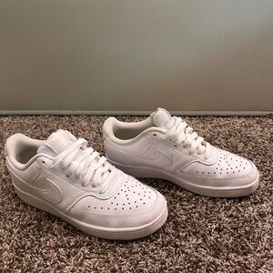 Nike Court Vision Low